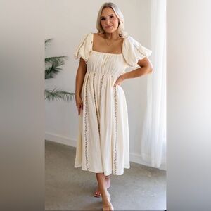 Leslie dress landrykate